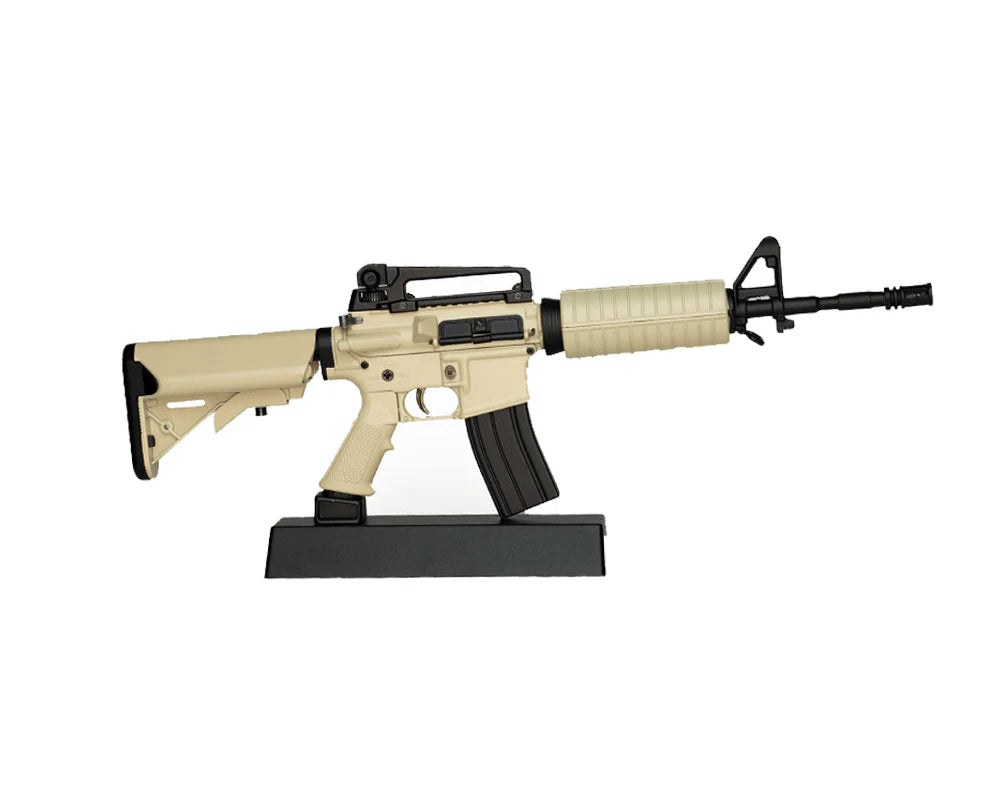 Goat Guns AR15 1:3 Scale Model - FDE