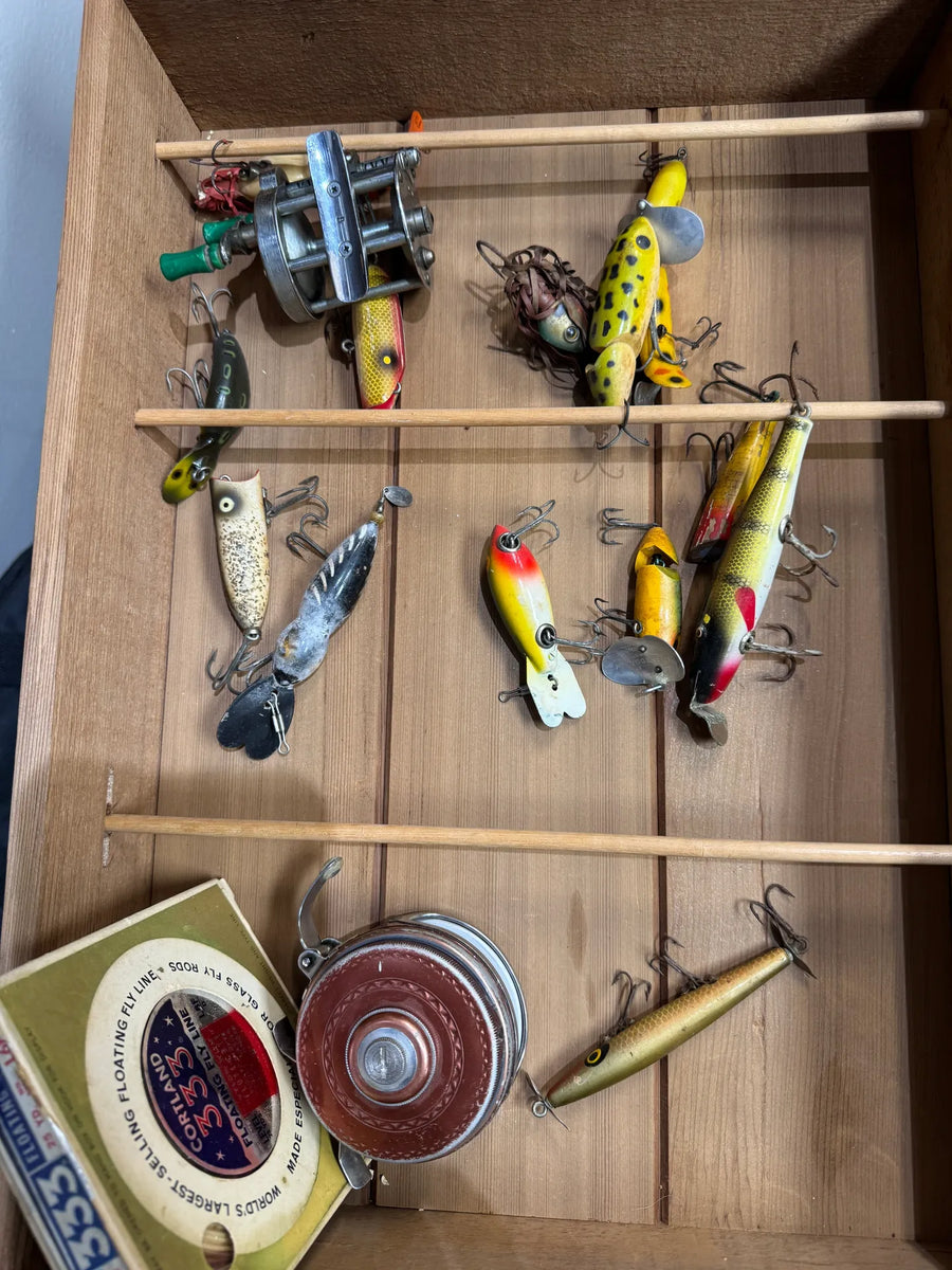 Fishing gear from Gulf Gun and Pawn, shop photo 5